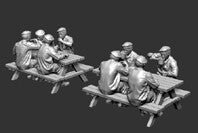 PANZERSHOP 01  Etende figuren + banken 1:87