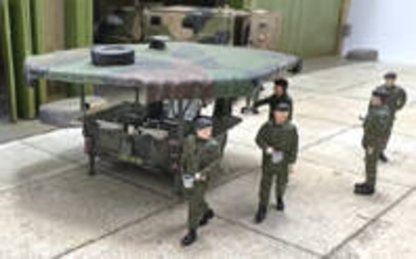 PANZERSHOP TFK Veldkeuken met 8 figuren (NL) 1:87