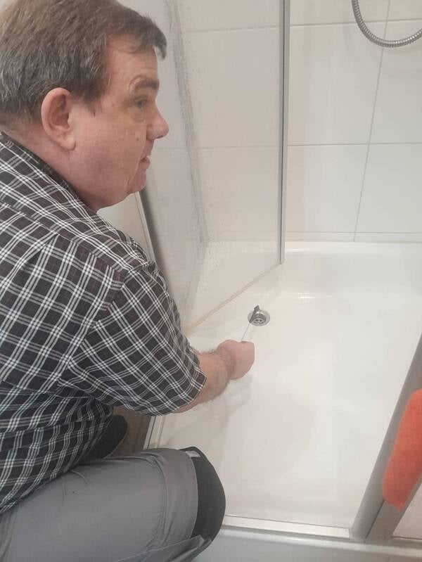 Dusche verstopft in Jever