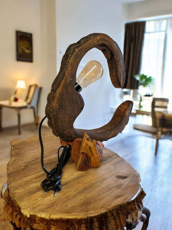 LAMPE ANCIENNE