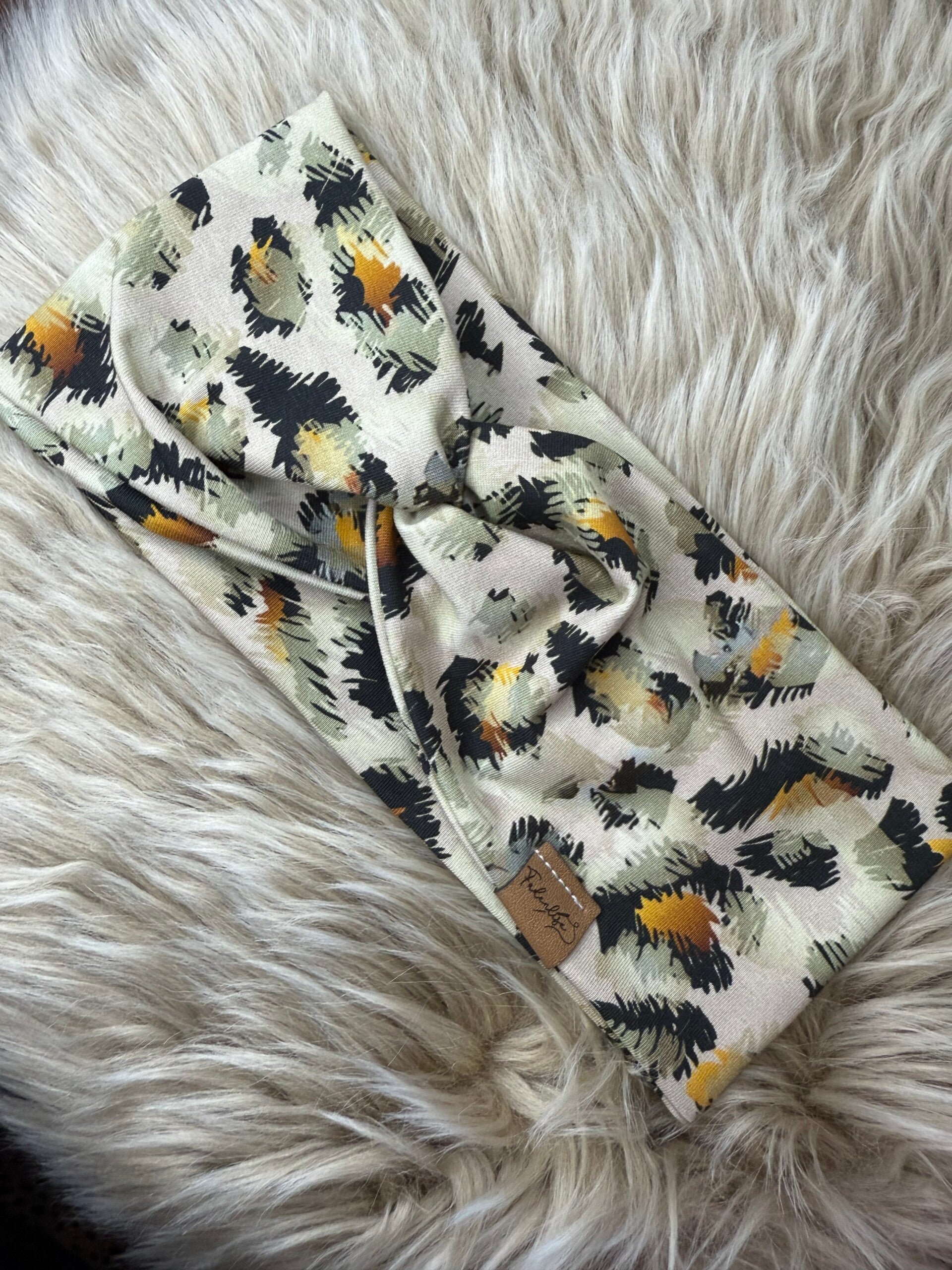 Knotenband Herbst Leo