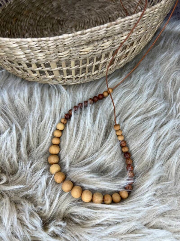 Kette Holzperlen Lederschnur
