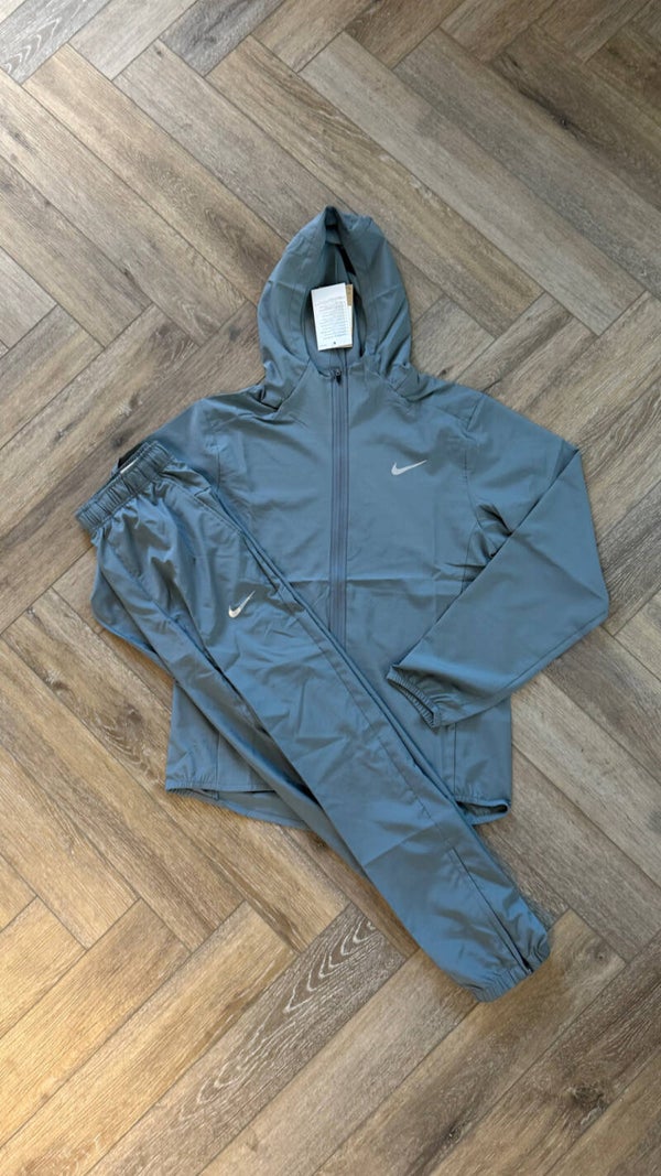 Nike Tracksuit Grey