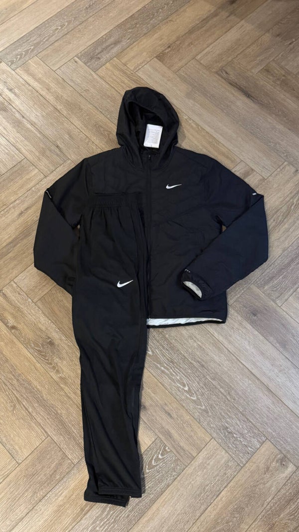 Nike Therma Repel Black