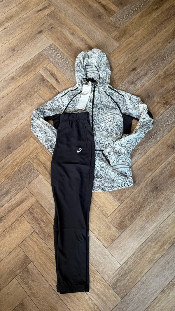 Asics Fujitrail Tracksuit White Black