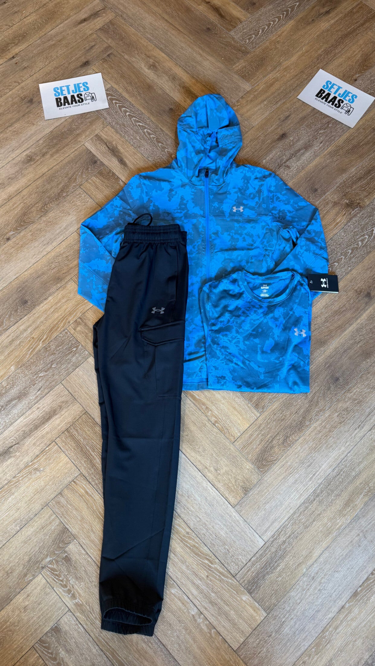 Under Armour Tracksuit Light Blue Black + T SHIRT