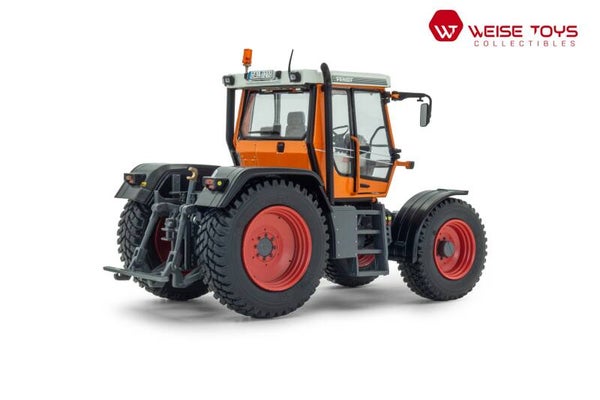 Fendt Xylon Kommunal Limited Edition 500 stuks !  - 1:32