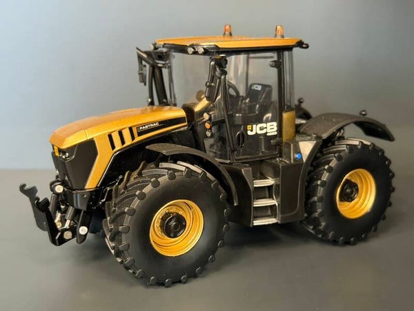 Britains - JCB Fastrac 4220 Mat Goud Limited Edition 300 stuks - 1:32 - Pre-Order !