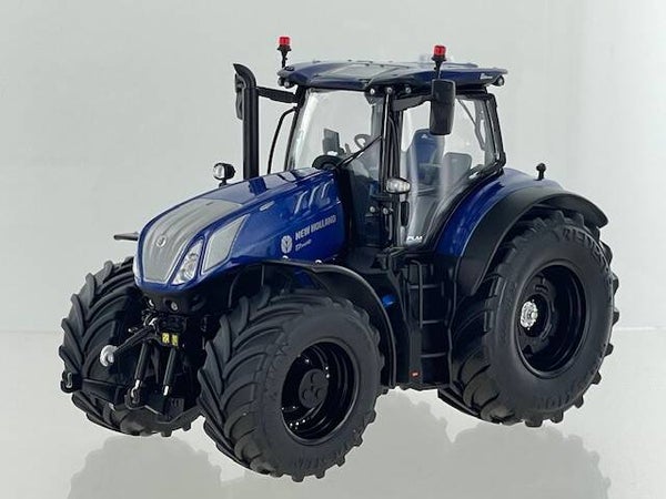 New Holland T7.340 Blue Power met Zwarte velgen Limited Edition 250 stuks - 1:32