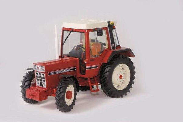 IH 844 XL - 1:32