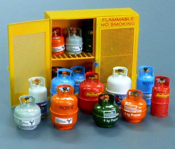 Gas Bottles - 1:35