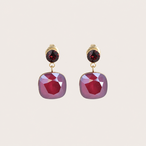 Hangende oorbellen van Bohm Paris met Swarovski kristal Bordeaux
