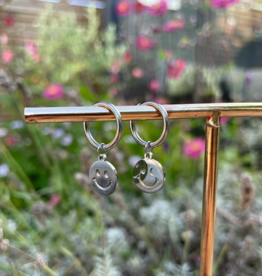 Oorringetje | Smiley Zilver