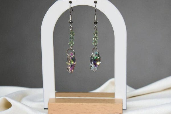 Boucles d'oreilles pendantes "Poissons", composées de perles en cristal. Acier inoxydable