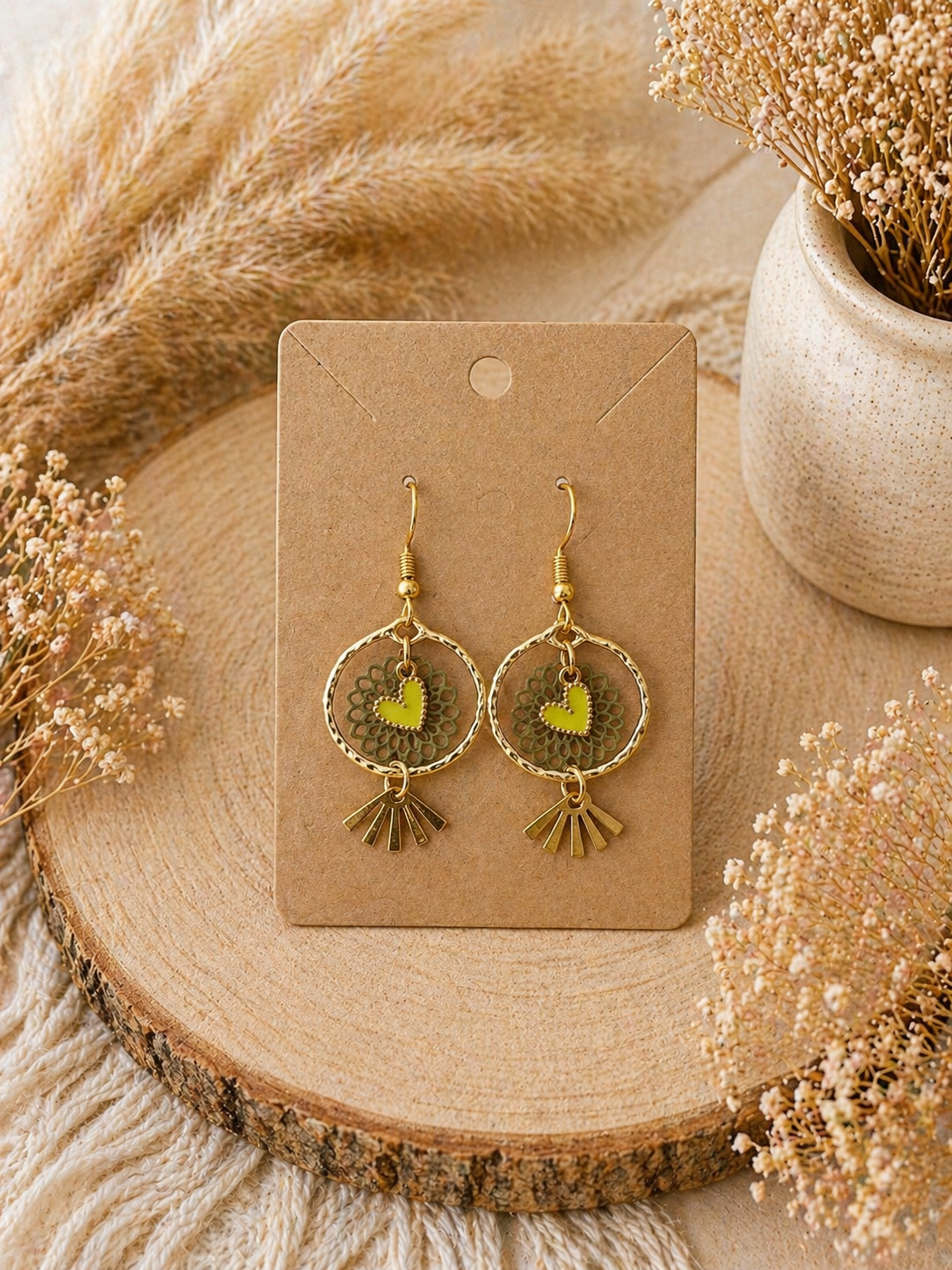 🌼 Boucles d’oreilles Cœur doré & jaune lumineux