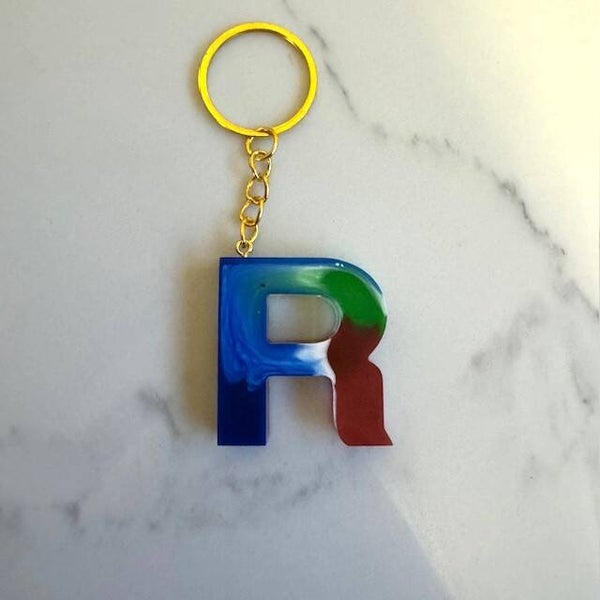 R