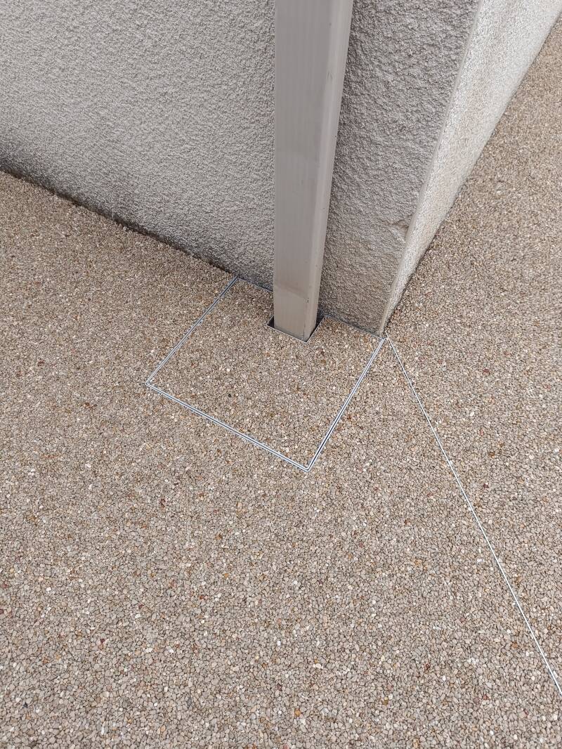 Création d'un regard en moquette de pierre 