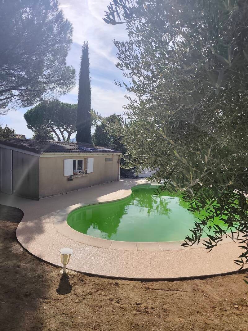 Après plage piscine couleur Rosé 