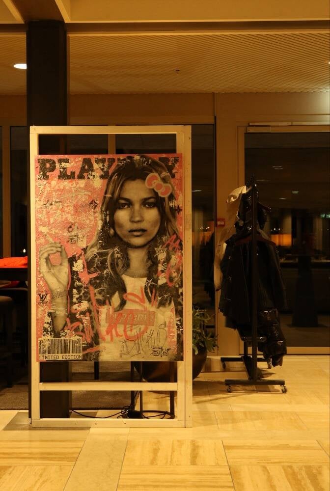 vernissage-11-standard-pcqwoy.jpg