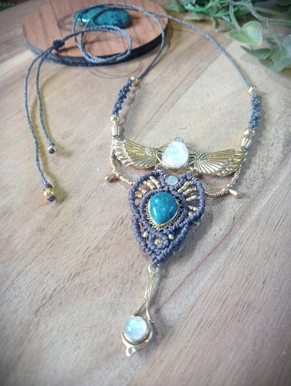 collier Ymir