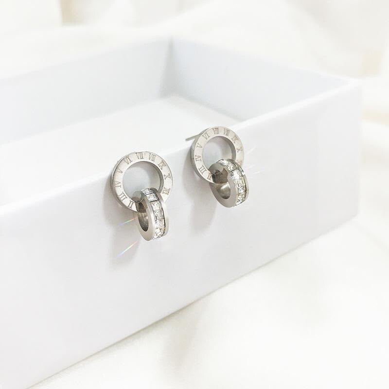 Infinity Silver Lock Earring