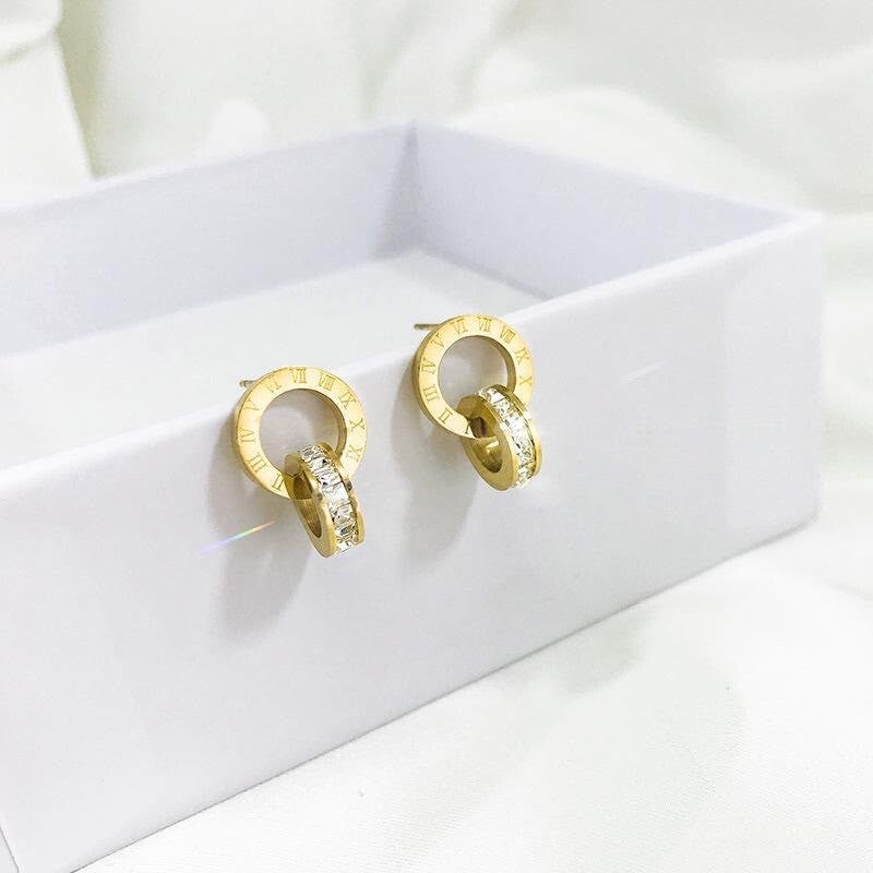 Infinity Yellow Gold Lock Earring