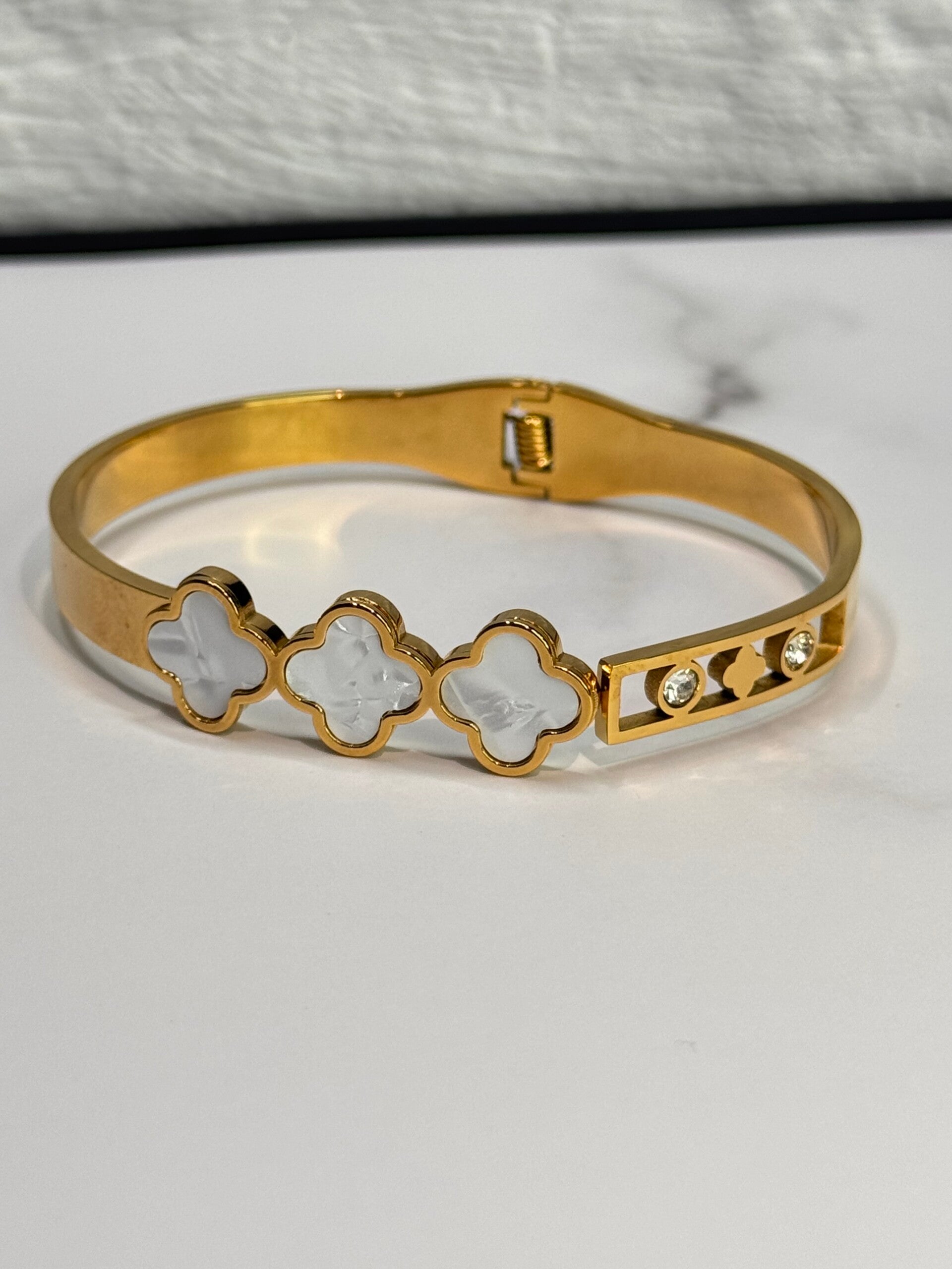 3 white Odette lucky 4 leaf gold clover Bangle