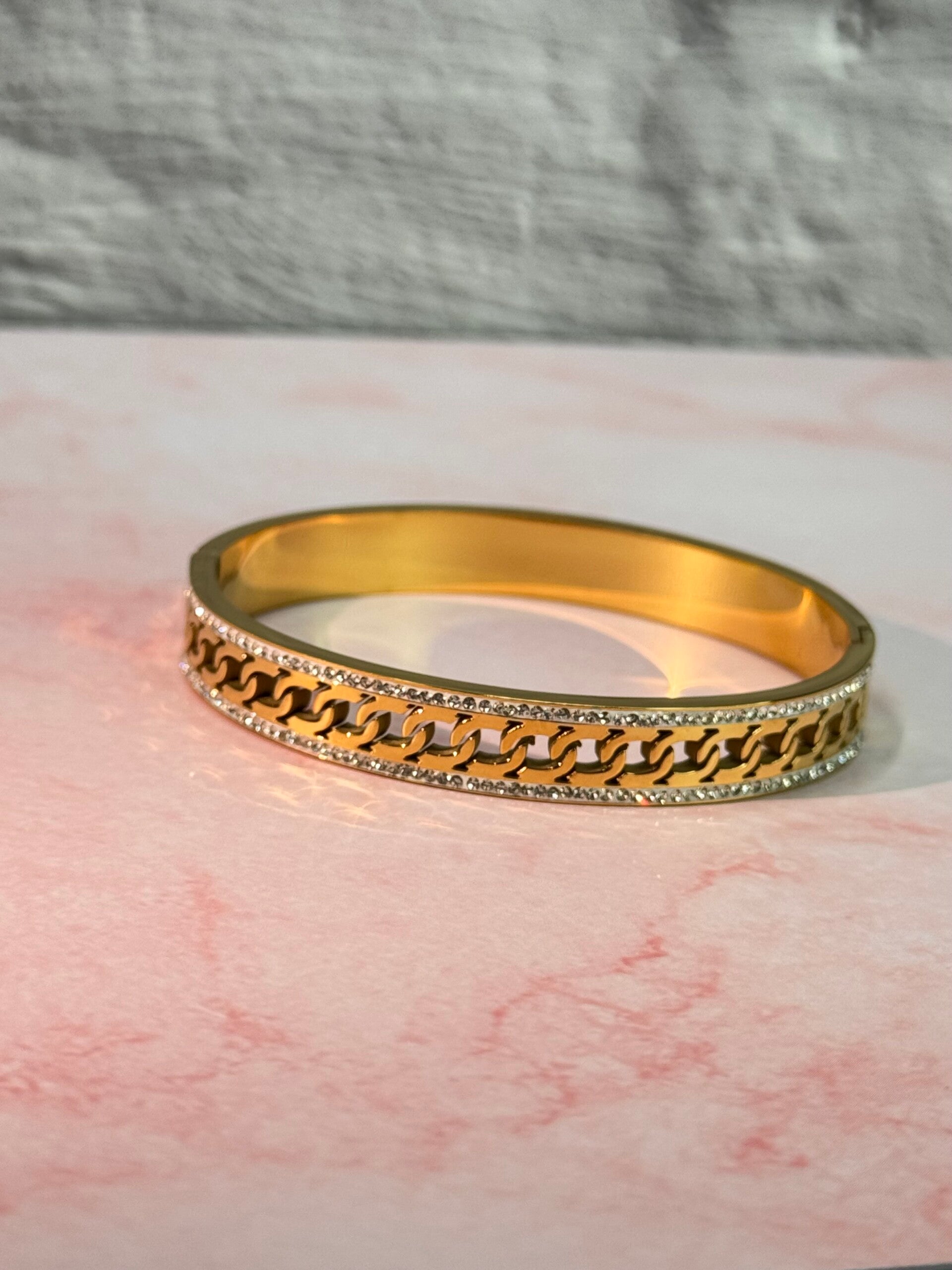 Chain Crystal golden Bangle