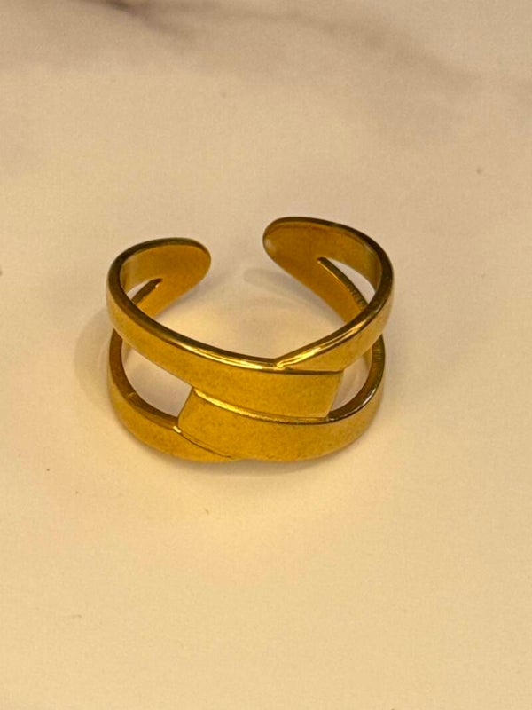 Double Crosspark Golden Ring