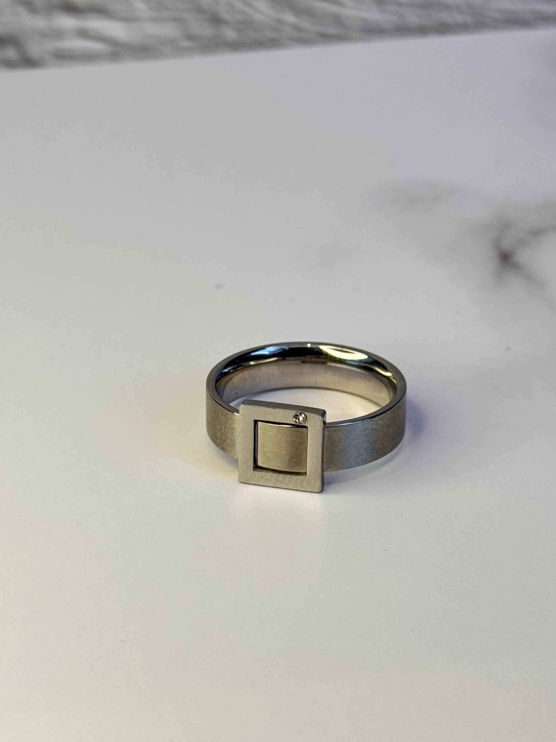 Clasp silver Locker Ring