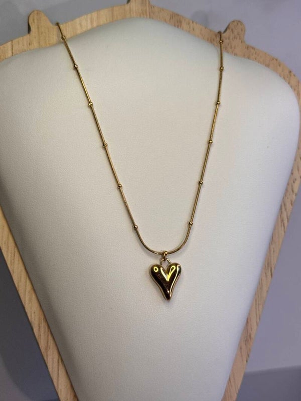 Profound Golden necklace