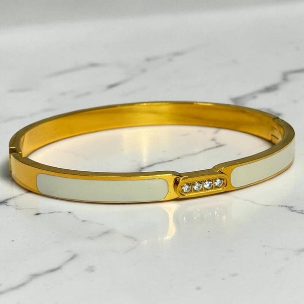 Timeless white golden Bangle