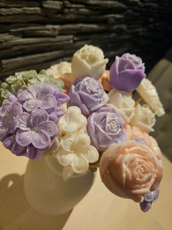Bouquet Candle