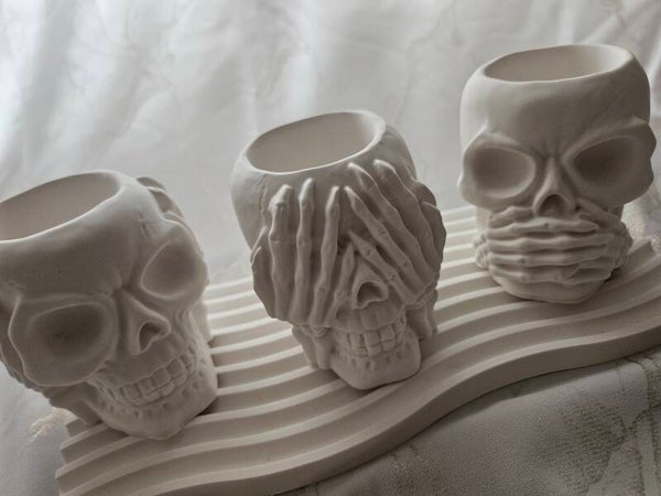 3 Skull Pot