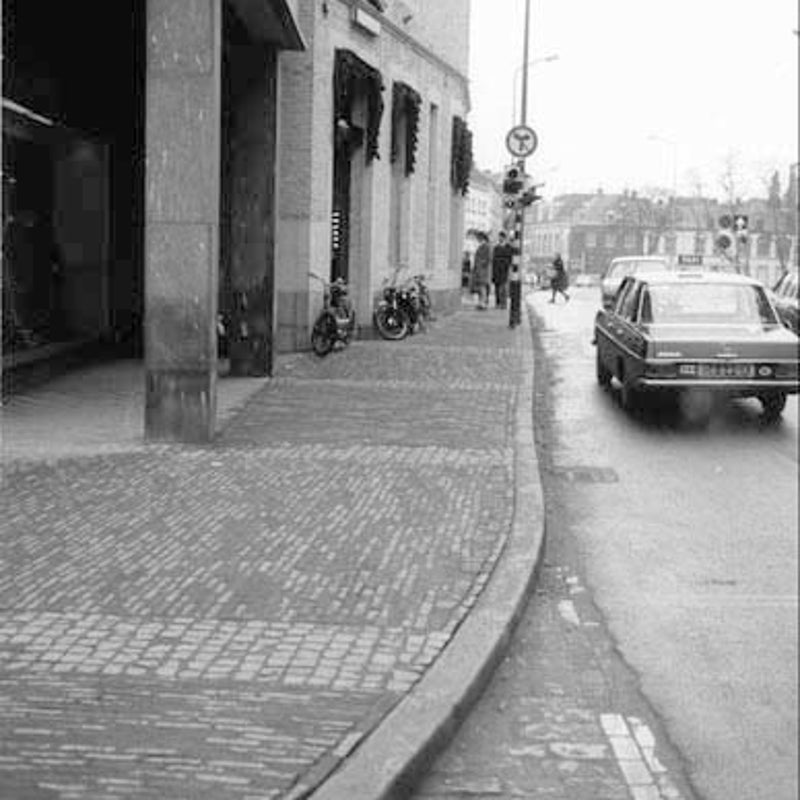 RHCL-collGAM-openbwerken-21797-Helmstraat-1972-1.jpg