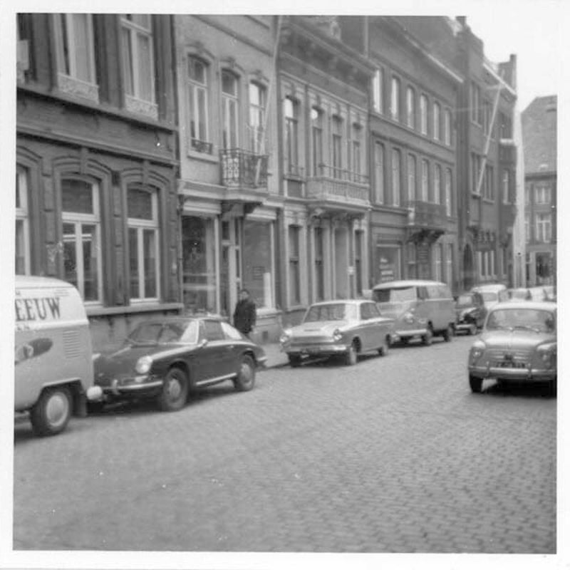 RHCL-collGAM-29396-Helmstraat-1968ca1970-1.jpg