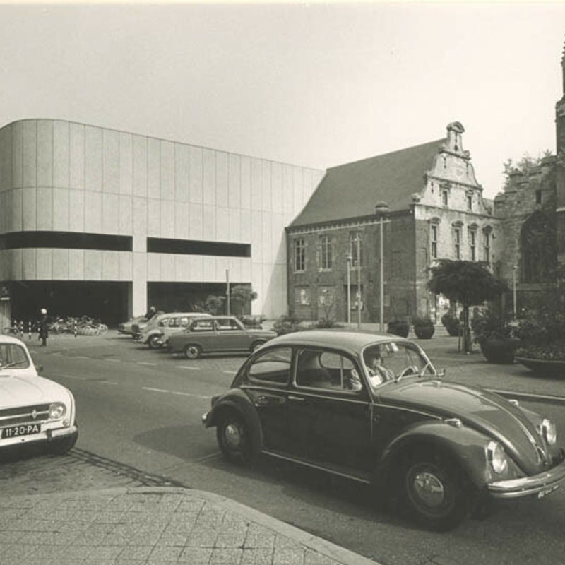RHCL-collGAM-openbwerken-21099-Helmstraat-1975-1.jpg