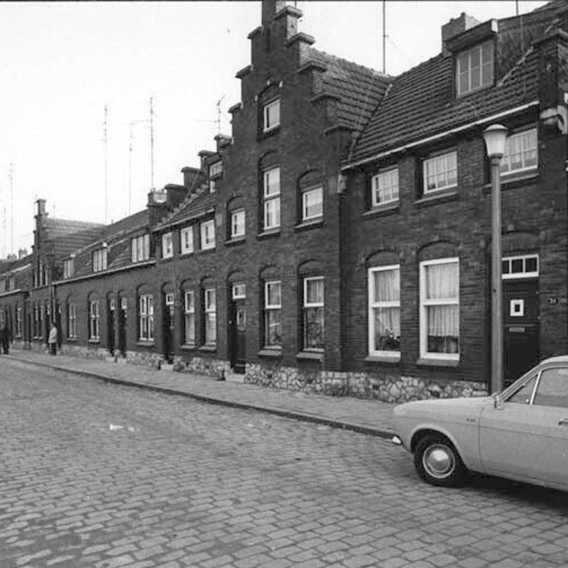 RHCL-collGAM-openbwerken-7949-Tapijnstraat-1975.jpg