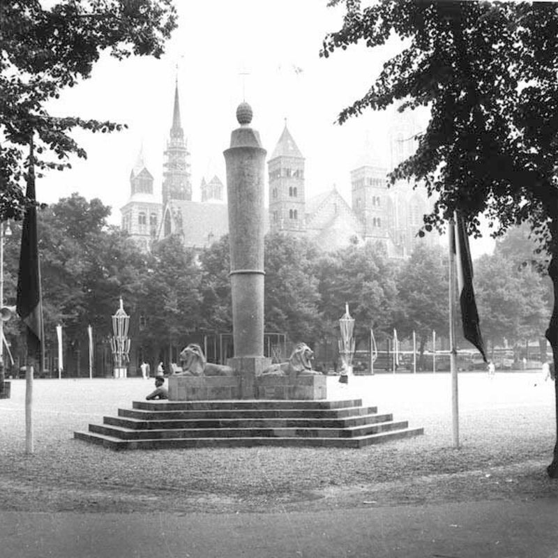 RHCL-collGAM-Naseman-27020-Vrijthof-1955-1.jpg