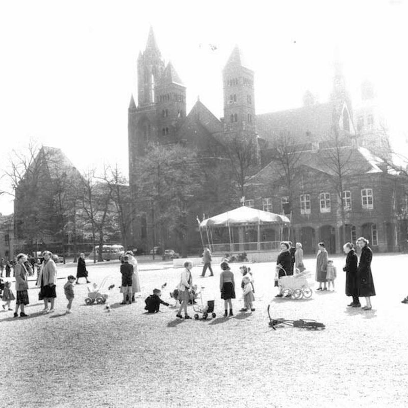 RHCL-collGAM-Naseman-27002-Vrijthof-1954-1.jpg