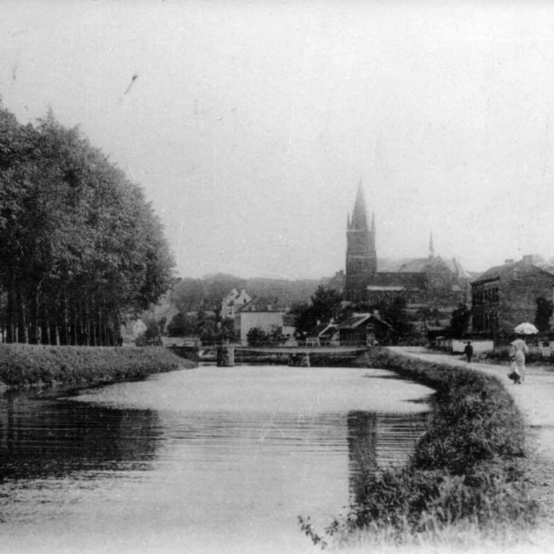 LageKanaaldijk1910metkerkvStPieter.jpg