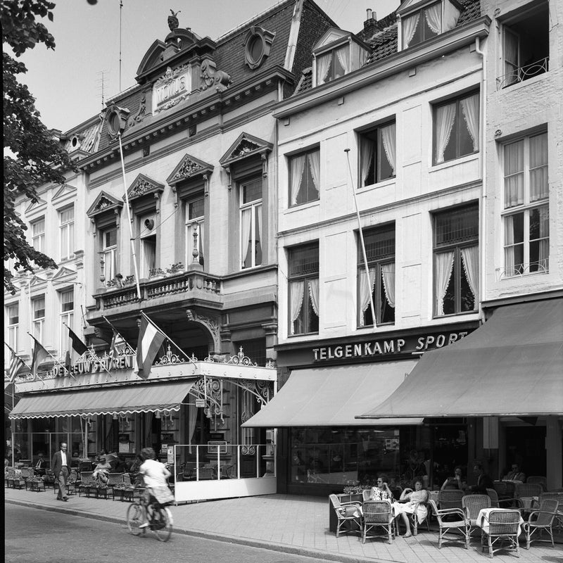 RCE-Delemarre-collgebouwd-073326Vrijthof-1962-1.jpg