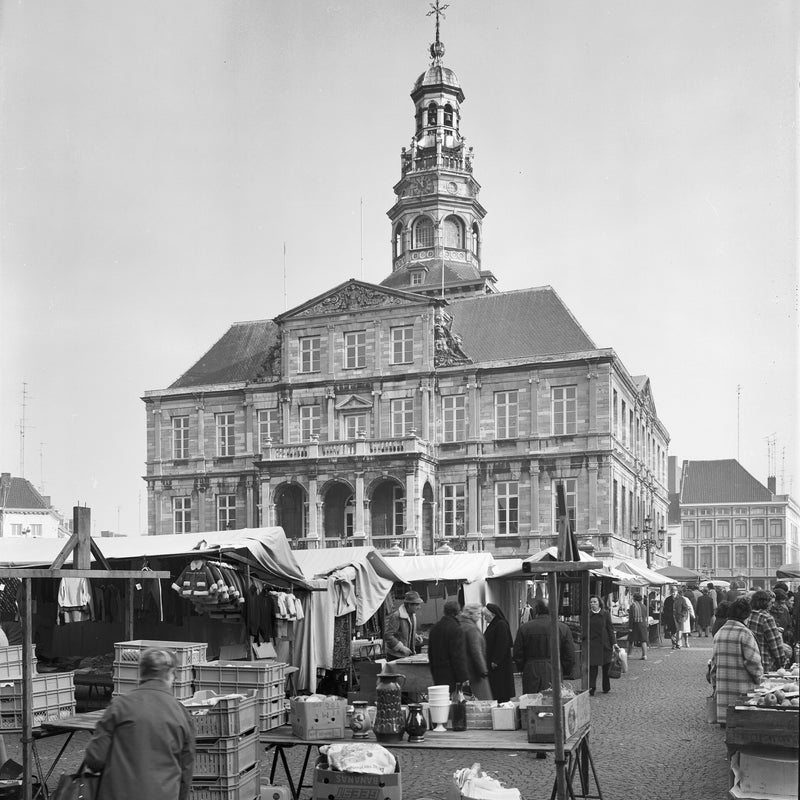 RCE-Dukker-collGebouwd-163836Markt-1974-1.jpg