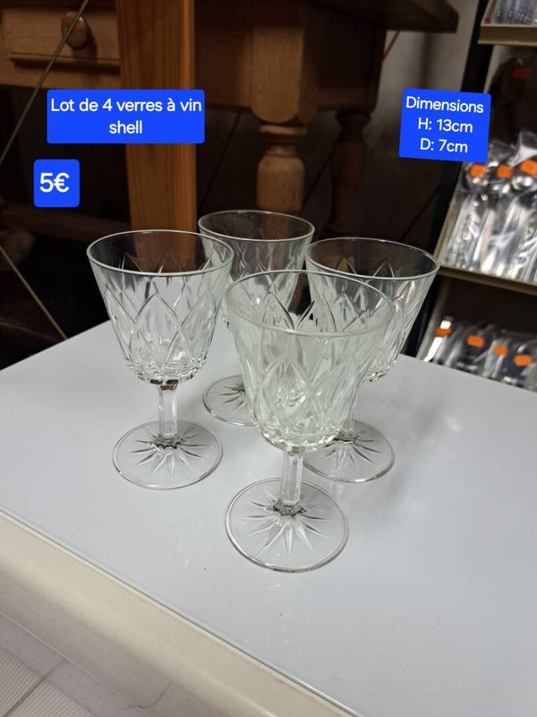 Lot de 4 verres à vin shell