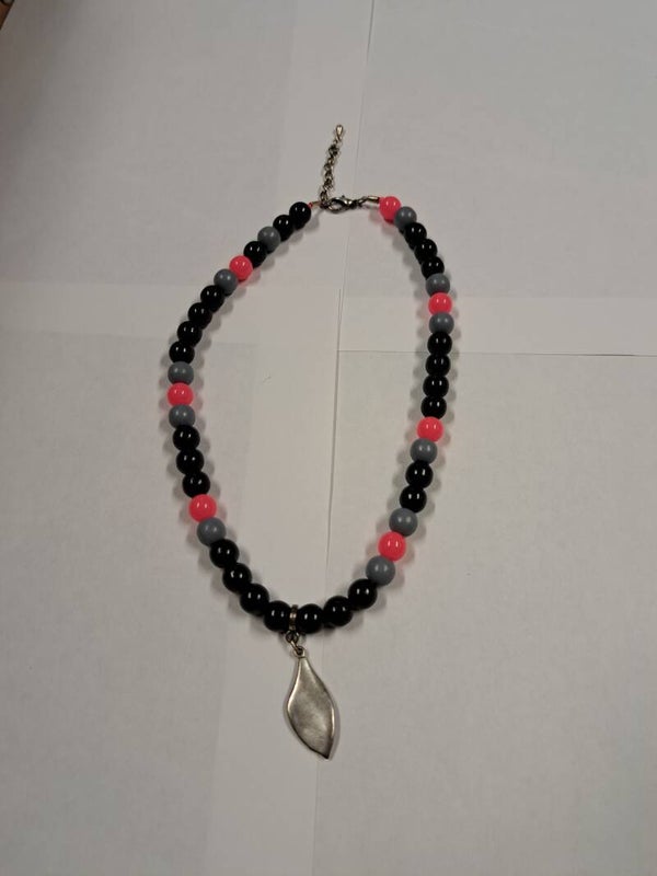Collier perle avec pendentif