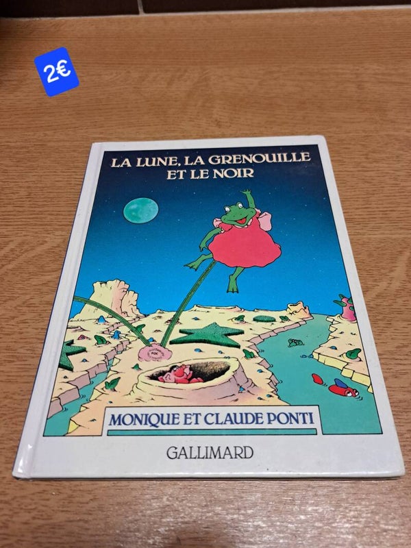 BD la lune la grenouille et le noir
