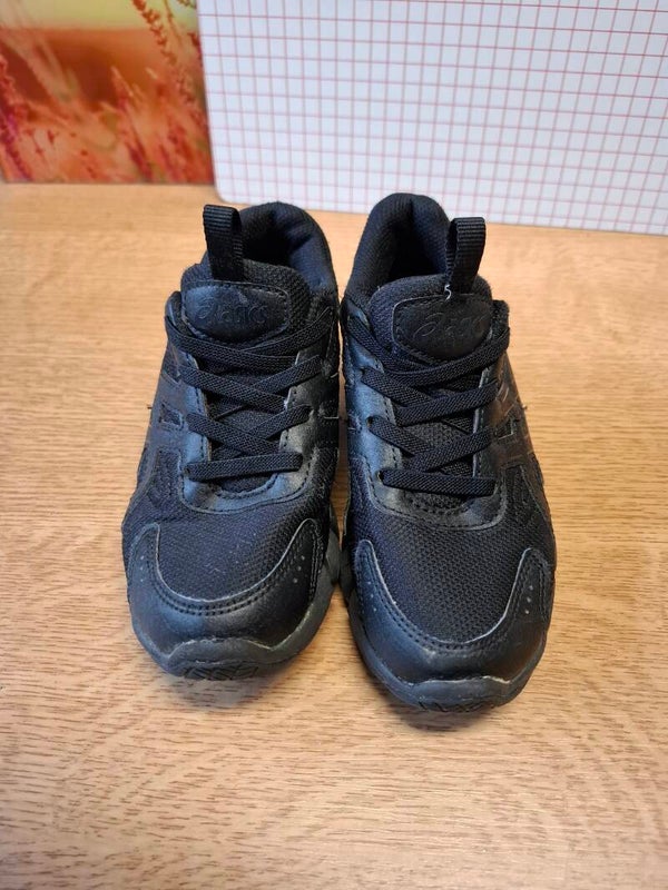 Chaussures enfant Oasics taille 30