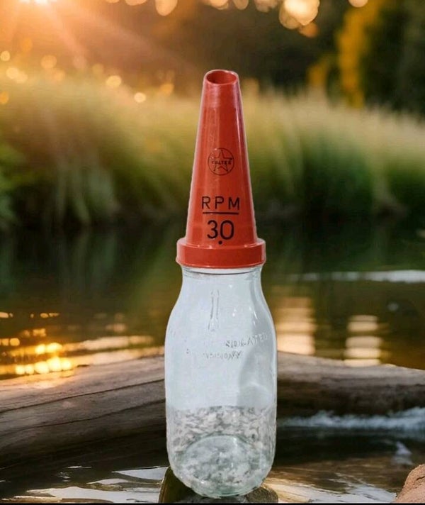 Vintage RPM Sae 30 Glass Oil bottle with Plastic pourer