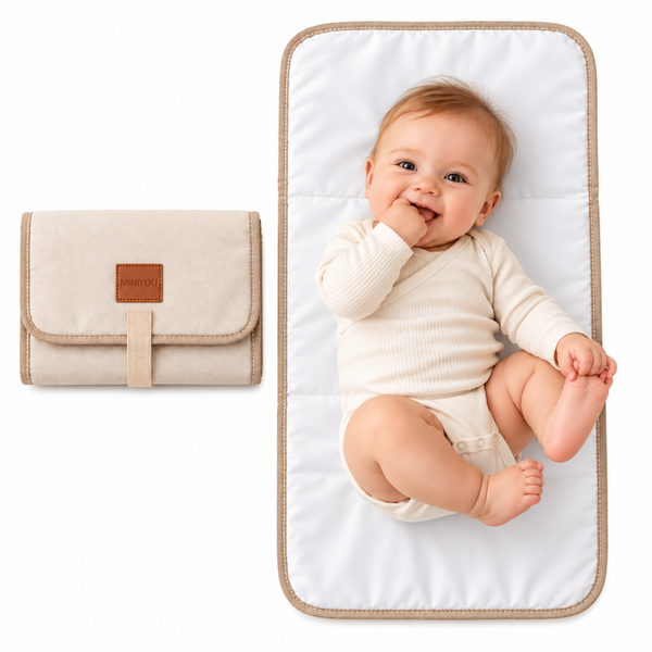 Baby Verschoonmatje voor Onderweg – Opvouwbaar & Waterbestendig – Compact Reisverschoonmatje – Beige – 58 x 30 cm