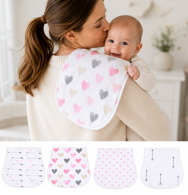 4 stuks | 48 x 23 cm | Spuugdoekjes met laagje fleece waterproof | hartjes pijltjes